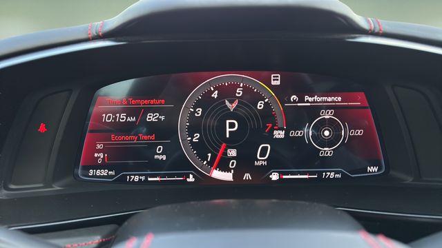 Used 2022 Red Chevrolet Stingray image 14