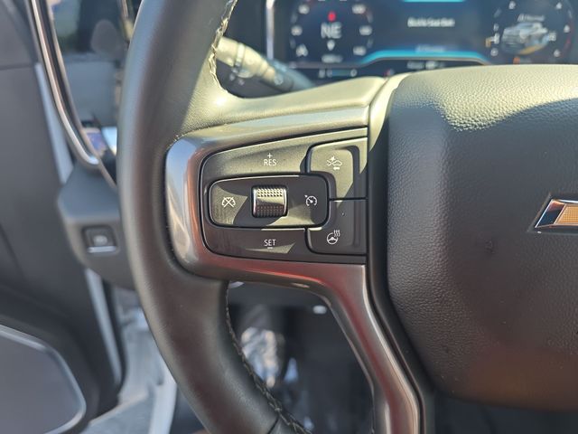 Used 2025 Beige Chevrolet High Country image 18