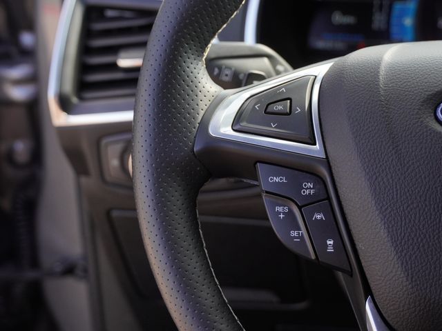 Used 2021 Ford Edge SUV