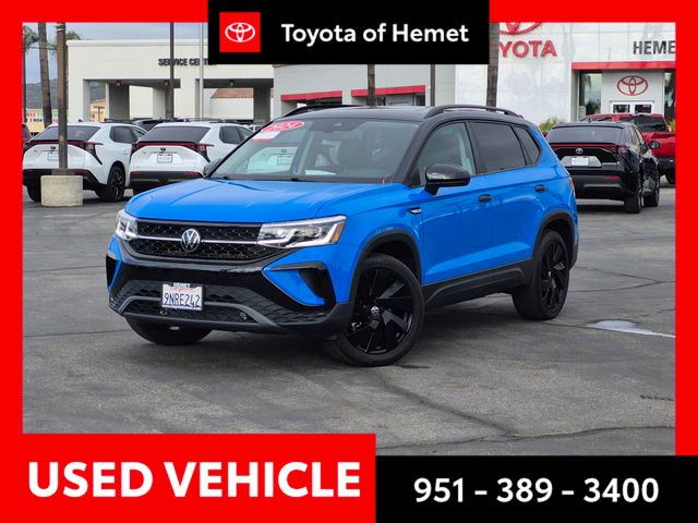 2024 Volkswagen Taos SE Black 4Motion