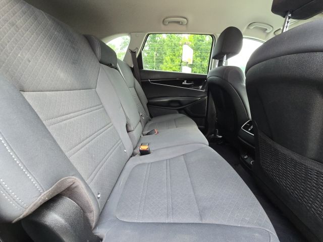 2019 Kia Sorento LX:169203A