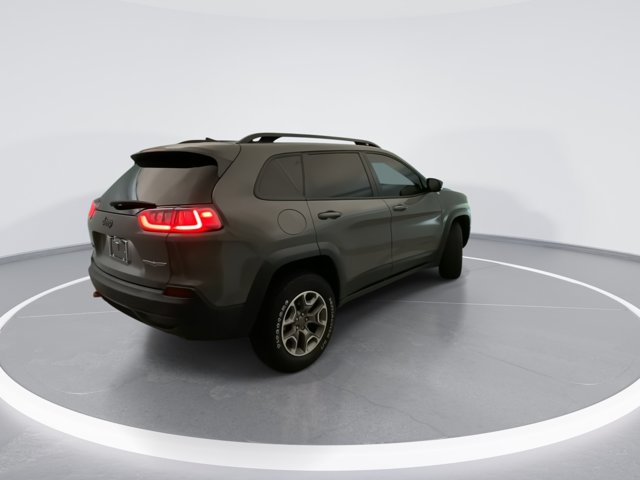 Used 2022 Gray Jeep Trailhawk image 4