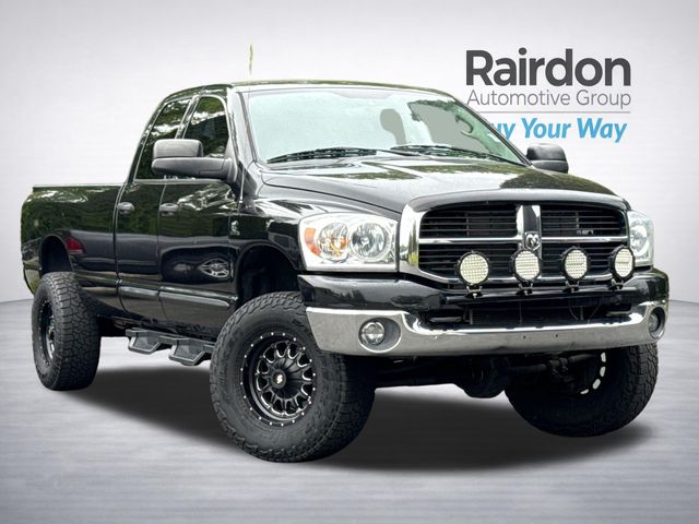 Brilliant Black Crystal Pearlcoat 2007 Dodge RAM 2500 Pickup Truck Four-Wheel Drive 6-Speed Automatic