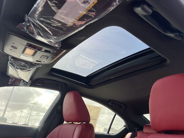 2024 Lexus IS
