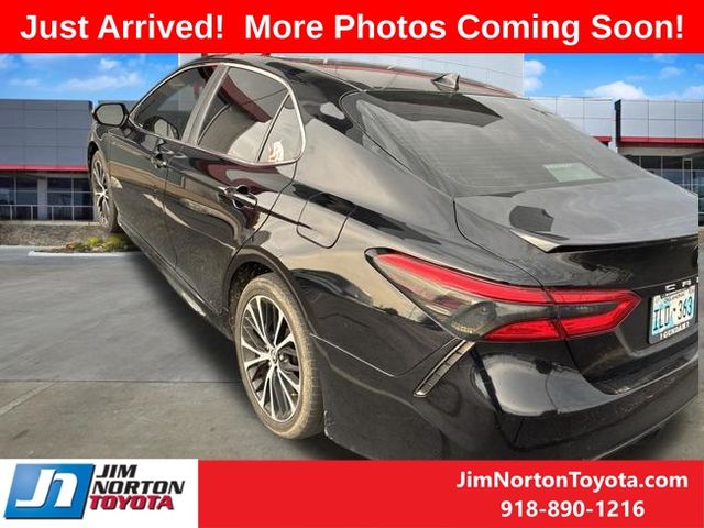 Used 2019 Toyota Camry Sedan