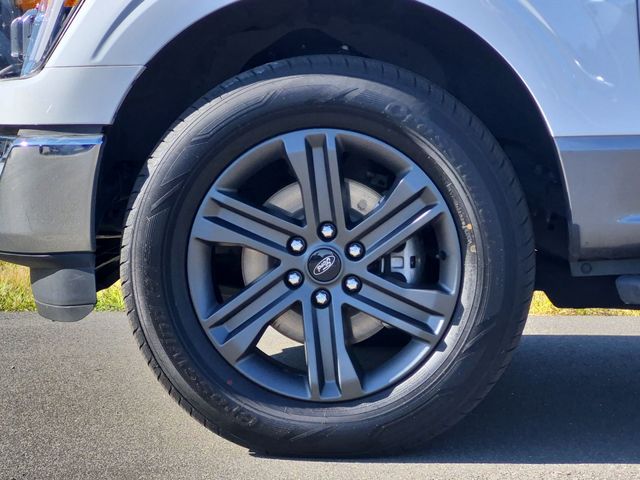 Used 2021 Gray Ford XLT image 17