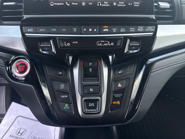 Used 2025 Honda Odyssey Van