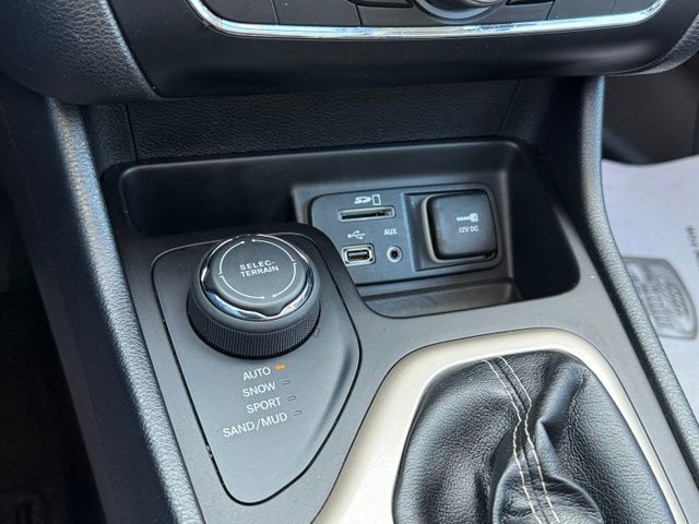 Used 2018 Jeep Cherokee SUV
