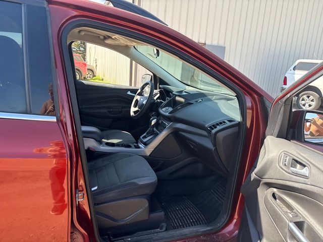2016 Orange Ford Escape SE 4X4 SUV
