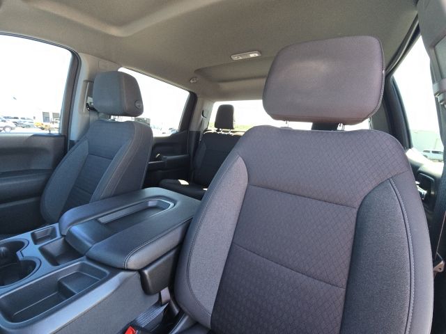 2023 Chevrolet Silverado 1500 Custom:46743A