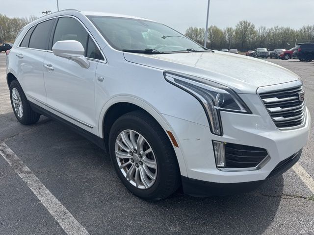 Crystal White Tricoat 2019 Cadillac XT5 FWD SUV / Crossover Front-Wheel Drive 8-Speed Automatic