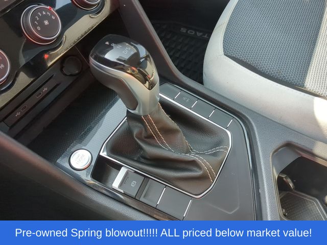 Used 2025 Deep Black Pearl Effect Volkswagen 1.5T S image 32