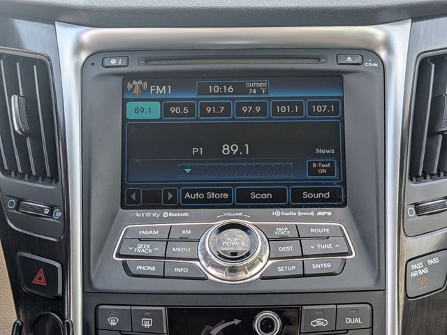 2012 Hyundai Sonata - Image 23