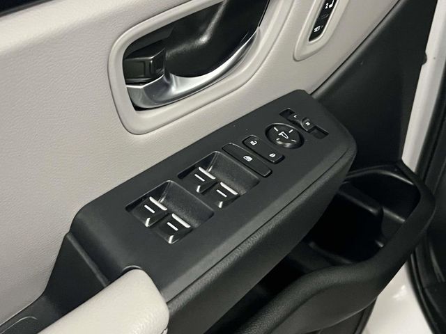 used 2025 Honda Pilot car, priced at $38,991