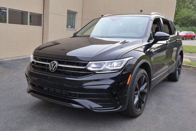 Deep Black 2024 Volkswagen Tiguan SUV / Crossover All-Wheel Drive 8-Speed Automatic