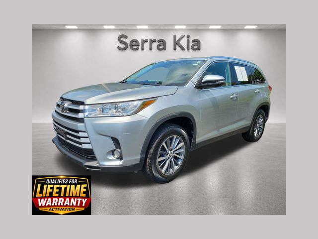 Celestial Silver Metallic 2019 Toyota Highlander SUV / Crossover Front-Wheel Drive 8-Speed Automatic