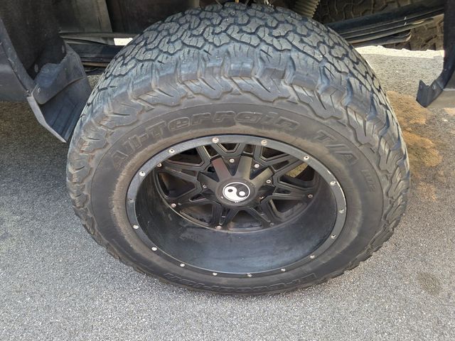 Used 2018 Black Chevrolet LT image 4