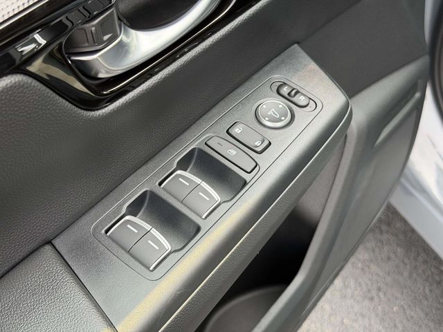 Used 2026 Honda CR-V Hybrid SUV