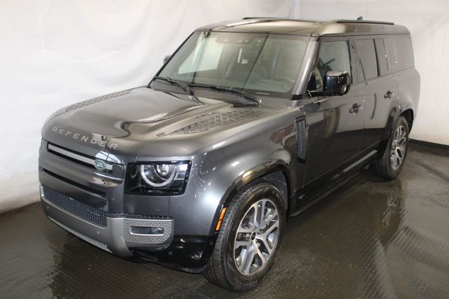 2023 Land Rover Defender 130 X-Dynamic SE AWD