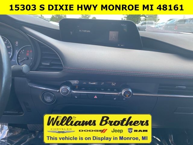 2024 Mazda Mazda3 2.5 S Carbon Edition - Gray Metallic exterior view 18