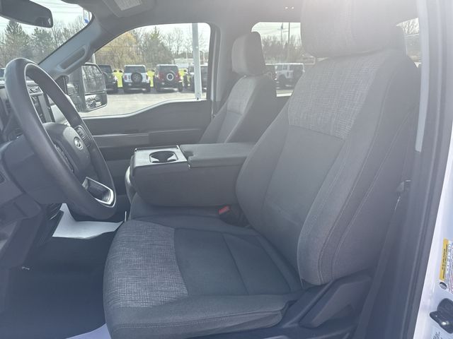 Used 2023  Ford XLT image 15