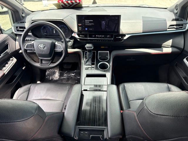 2025 Toyota Sienna - $45,088