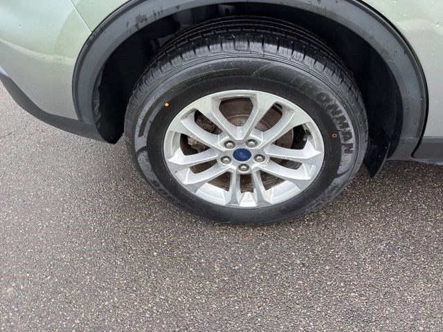 2022 Ford Escape Hybrid SE photo