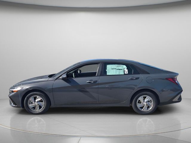 2026 Hyundai Elantra - $21,659