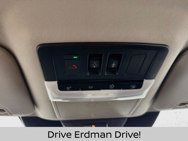 Used 2025 Nissan Pathfinder SUV