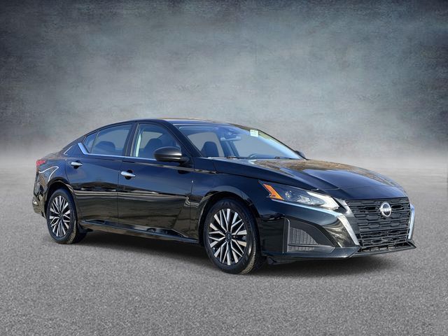 2024 Nissan Altima 2.5 SV FWD