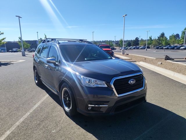 2019 Subaru Ascent Touring's photo