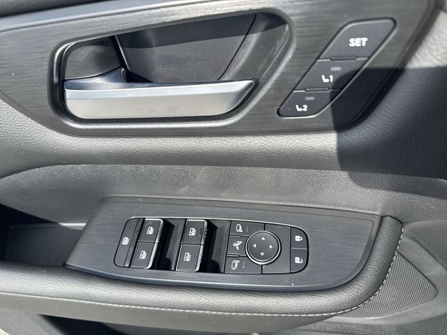 Used 2025 Gray Nissan SL image 30