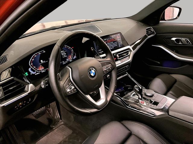 2022 BMW 3 Series 330i xDrive - 11