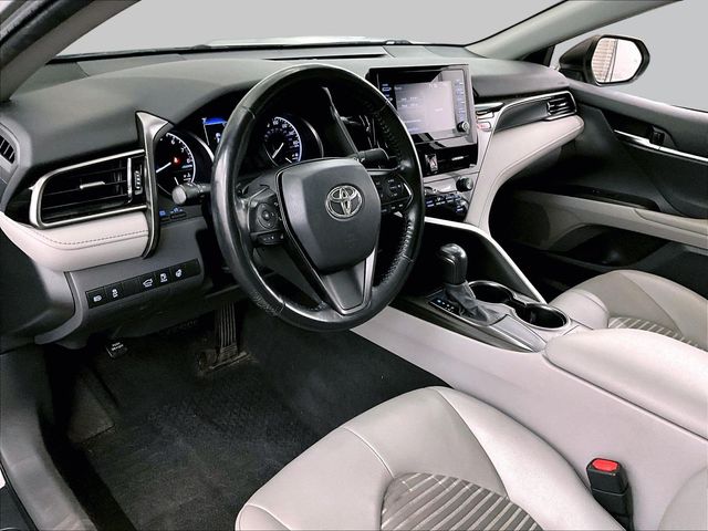 2021 Toyota Camry SE Silver at Sutliff Volkswagen