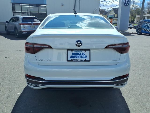 2024 Volkswagen Jetta - Image 7