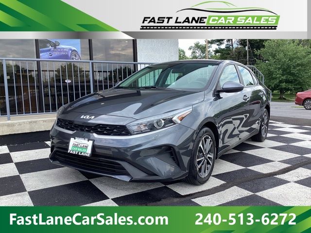 2024 Kia Forte LXS FWD