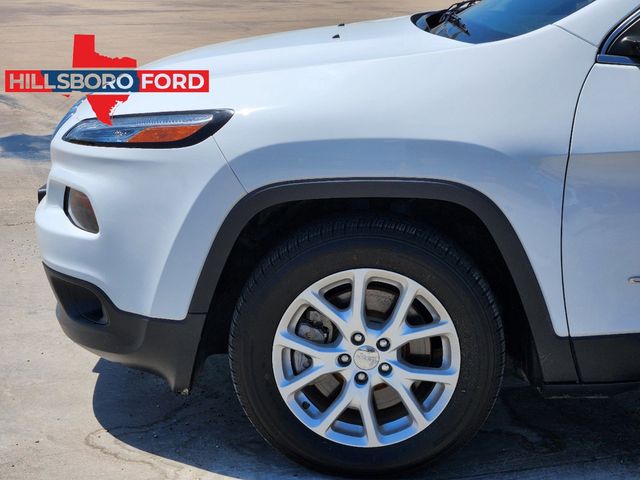 2018 Jeep Cherokee Latitude Plus 8