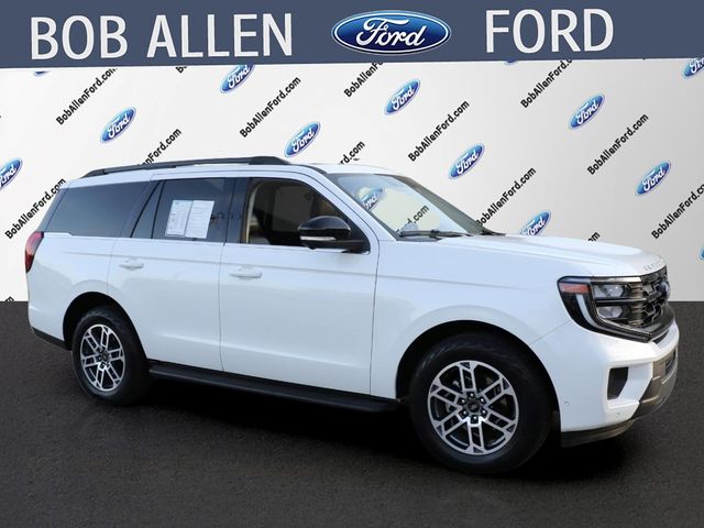 Used 2025 Ford Expedition Active with VIN 1FMJU1J86SEA27885 for sale in Kansas City