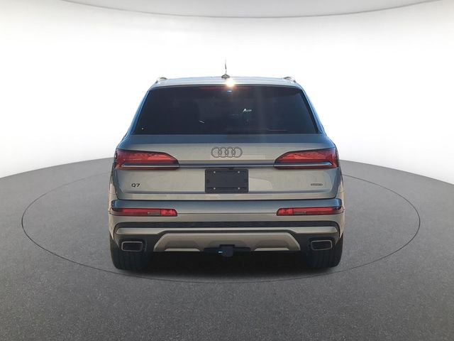 new 2026 Audi Q7 car, priced at $72,040