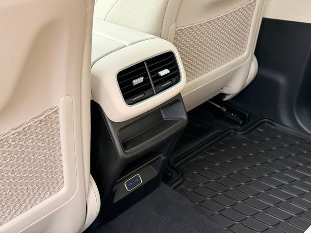 New 2026 White Mercedes-Benz GLE 350 image 19
