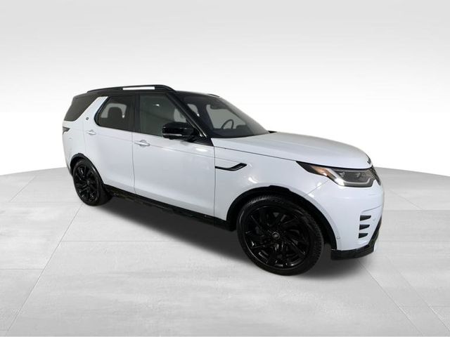 2022 Land Rover Discovery S R-Dynamic 7