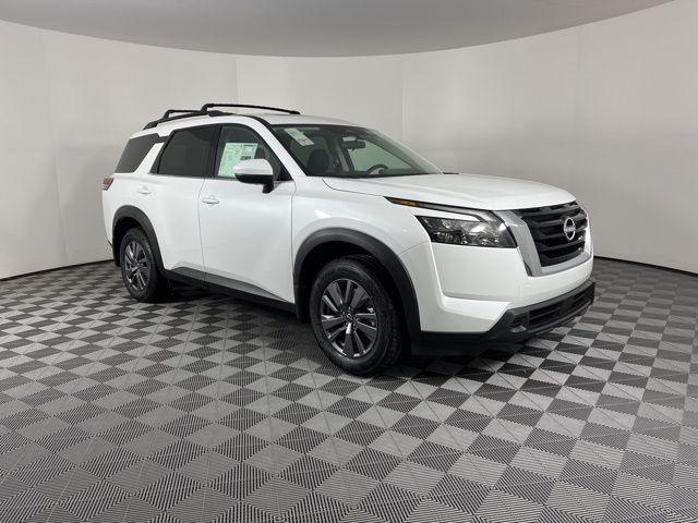 2025 Nissan Pathfinder SV 2