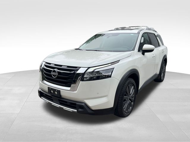 2023 Nissan Pathfinder SL 5