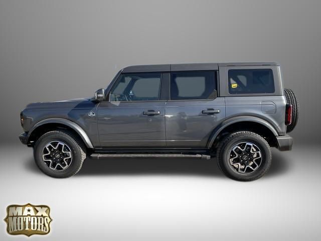 2024 Ford Bronco Outer Banks 9