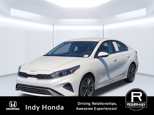 2023 Kia Forte LXS FWD