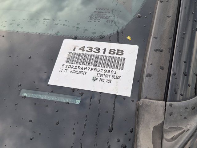 Used 2023 Toyota Highlander SUV