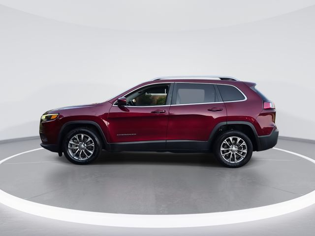 Used 2019 Red Jeep Latitude Plus image 5