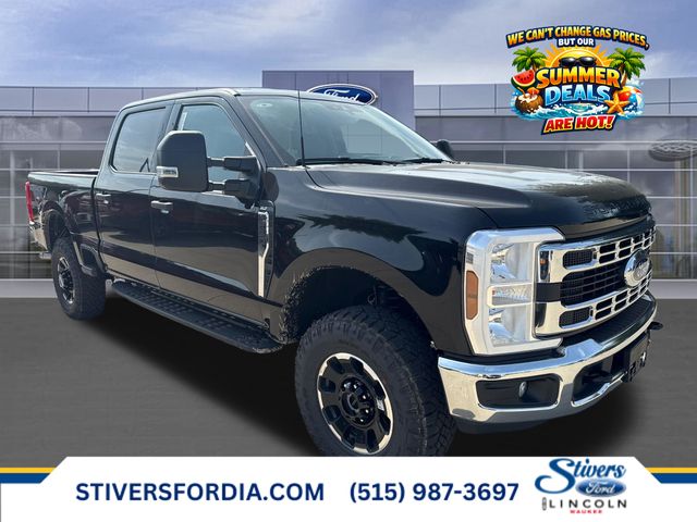 Agate Black Metallic 2026 Ford F-250 Super Duty Pickup Truck Four-Wheel Drive Automatic
