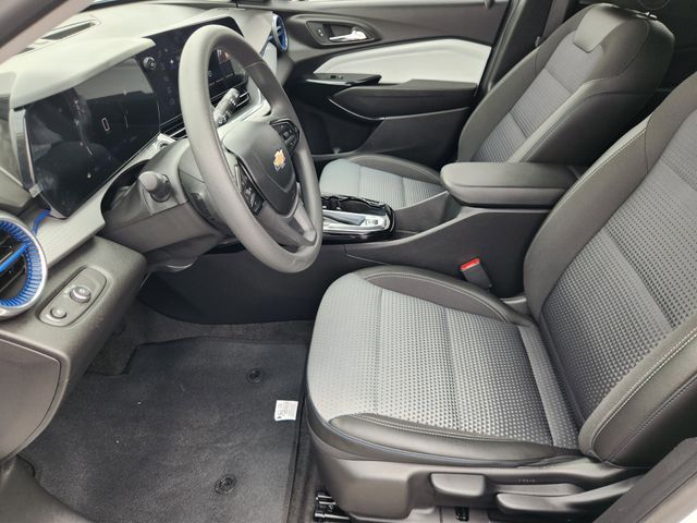 2025 Chevrolet Trax LT White at Classic Elite Chevrolet Sugar Land