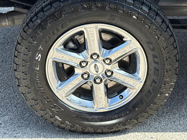 Used 2025 Gray Ford Lariat image 10